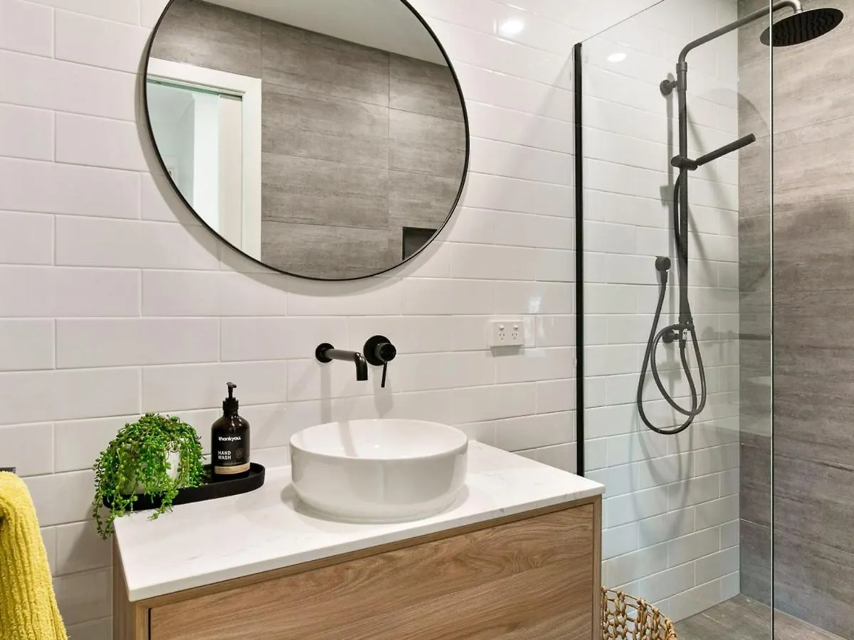Holiday home Lansell Retreat *