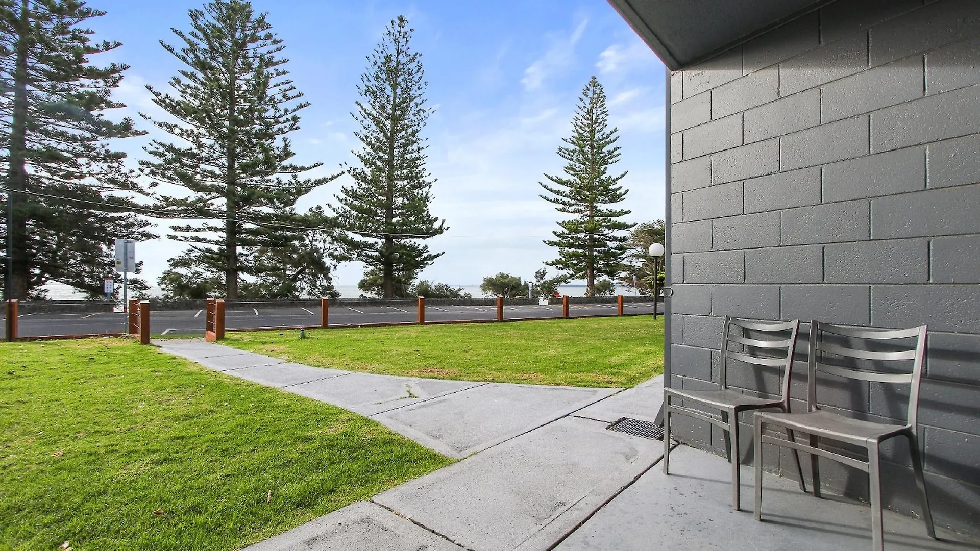 North Pier Hotel 3*