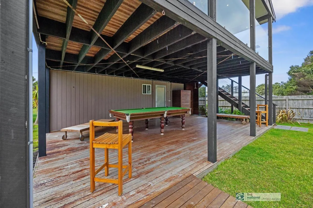 Holiday home Beach House On Fern Surf Beach