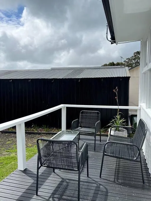 Pet Friendly, Family Close To Town Holiday home Cowes