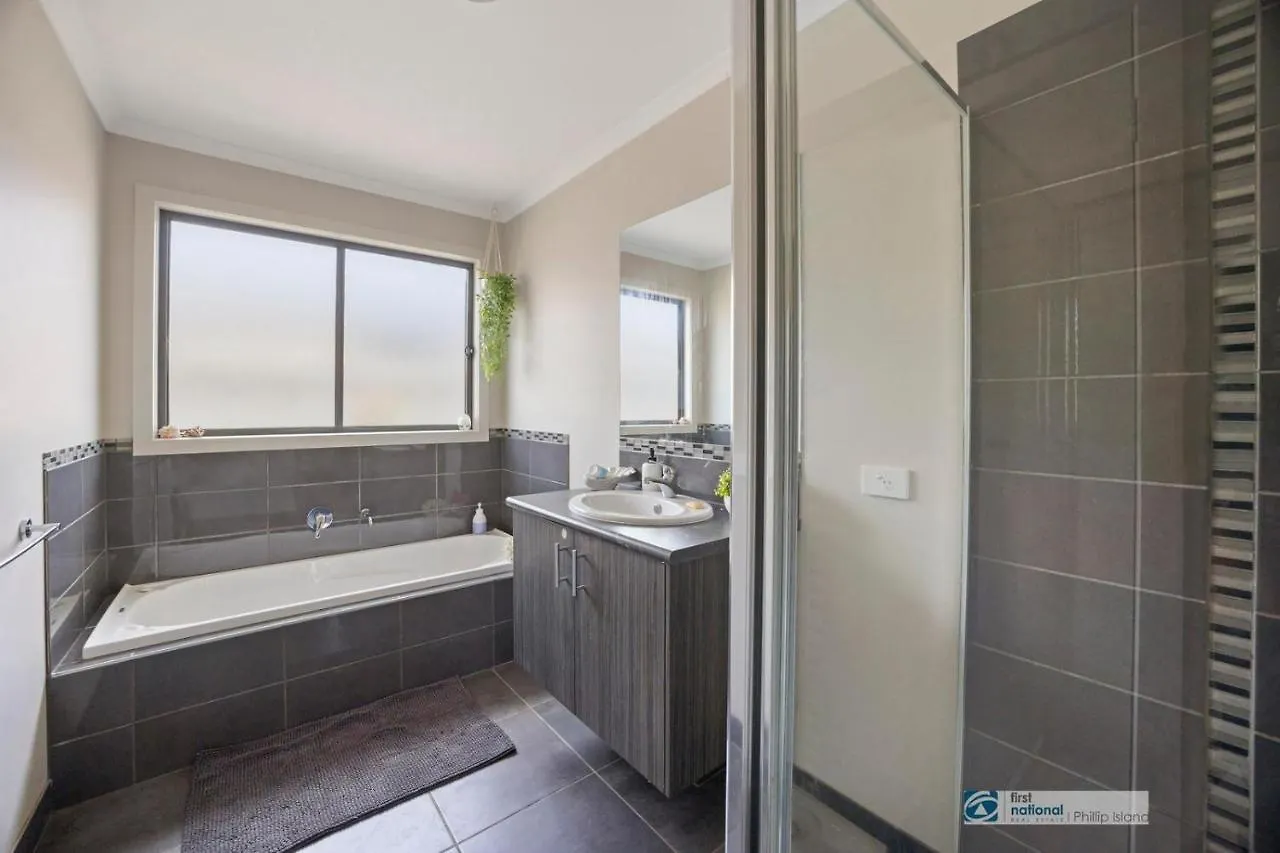 2 Thruxton St Holiday home