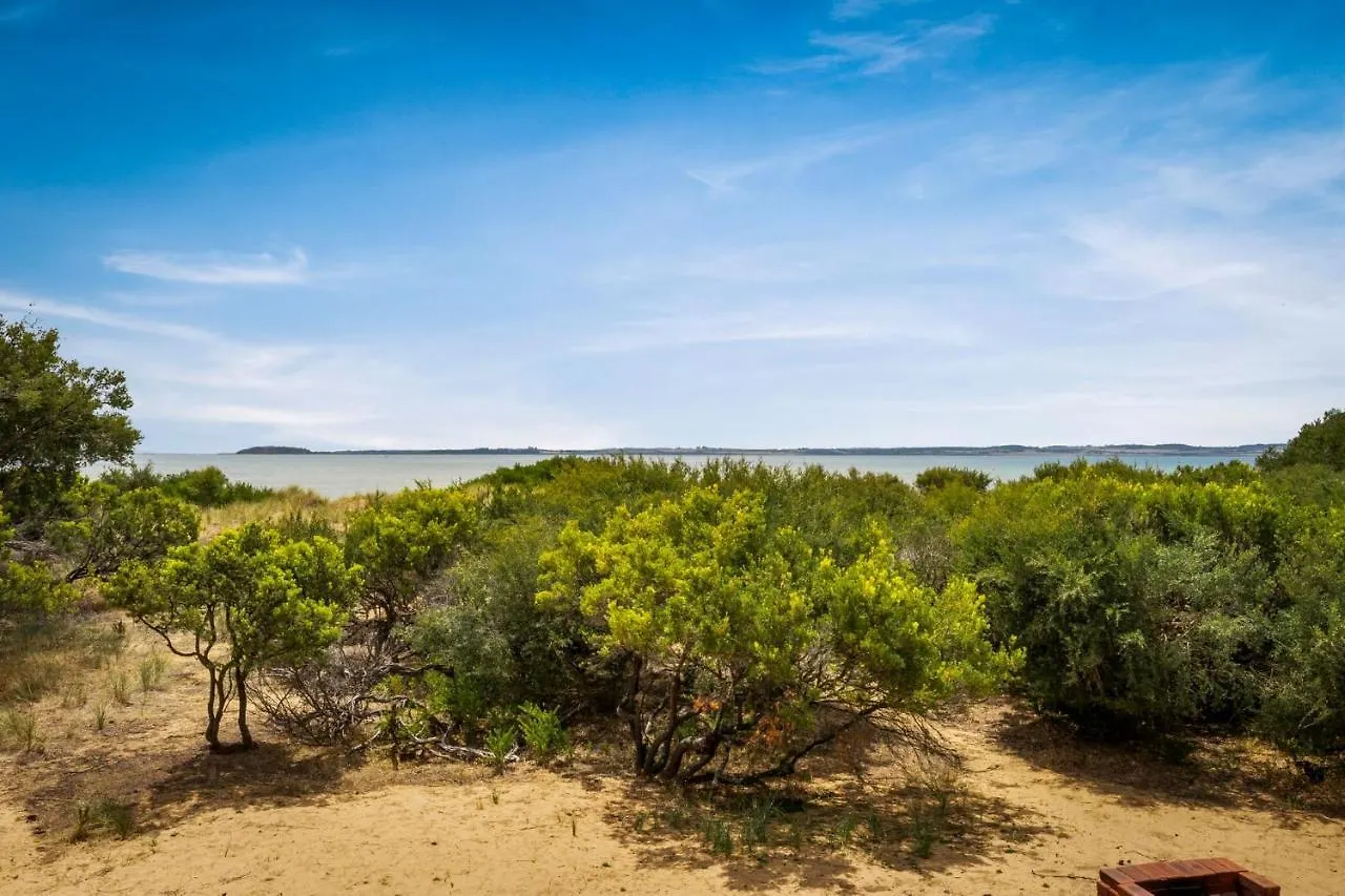 Silvertide Retreat Holiday home