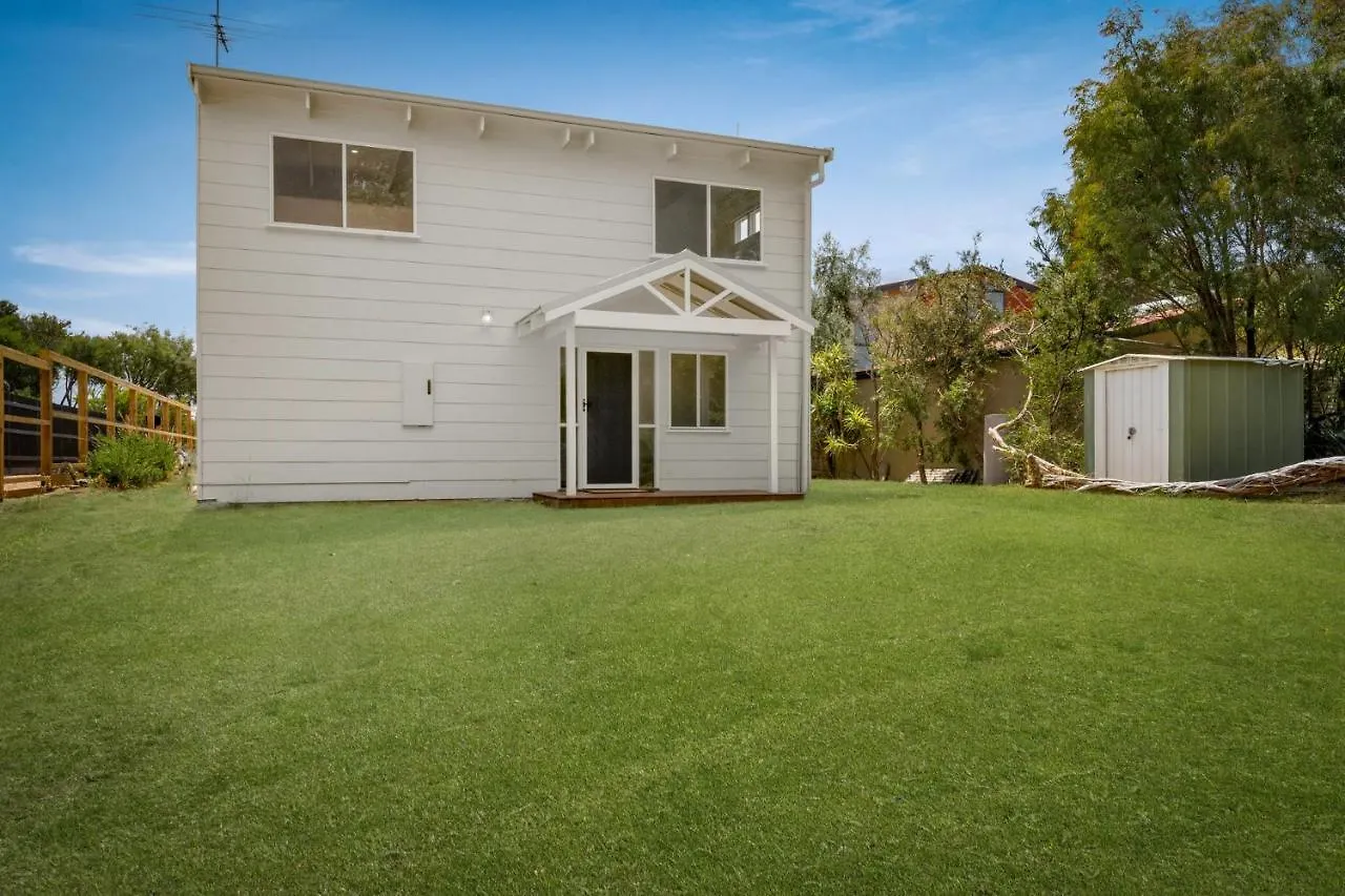 Silvertide Retreat Holiday home Rhyll