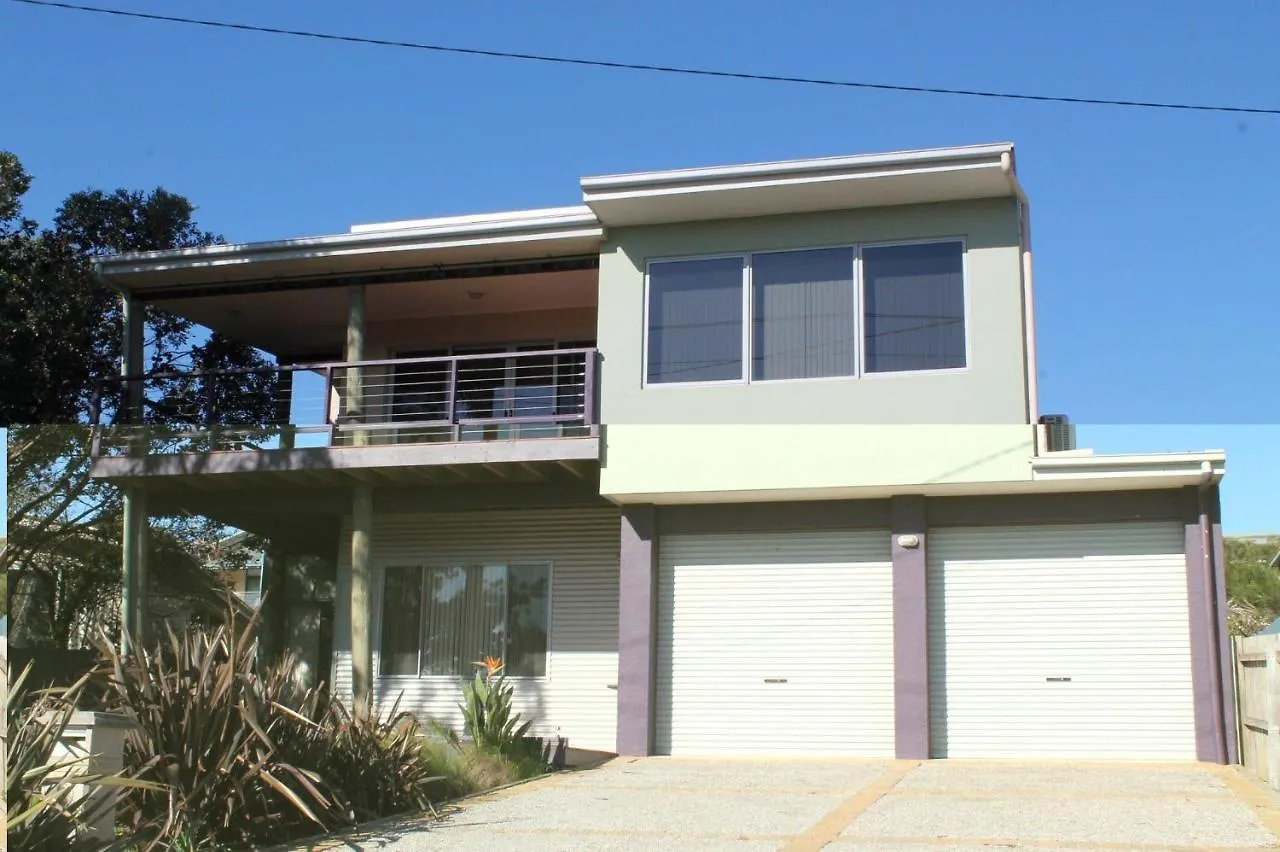 Holiday home 61 Red Rocks Road, Cowes