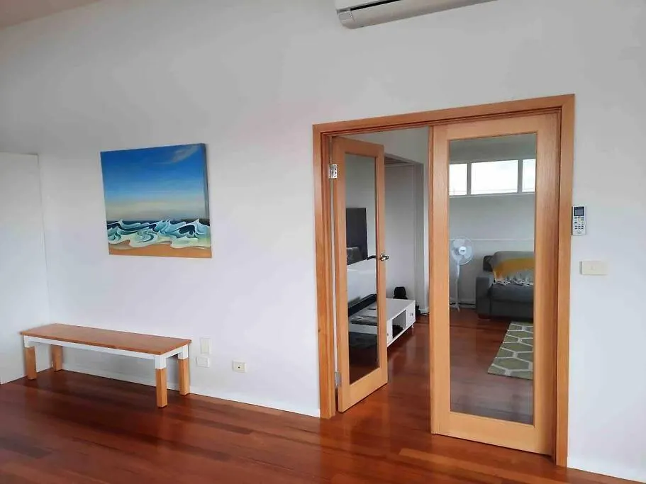 Surfside Escape *