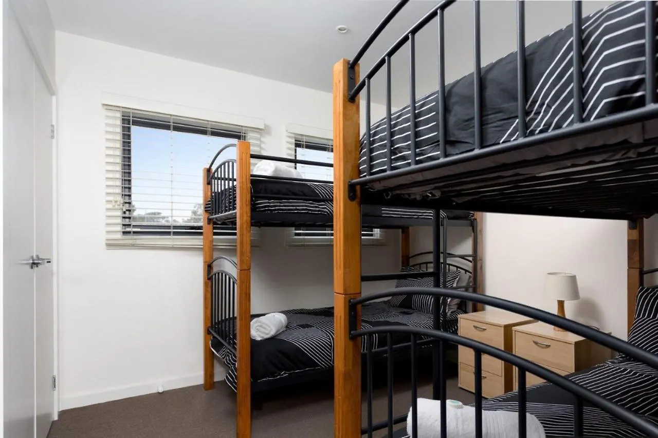 Getaway On Chapel Phillip Island Holiday home Cowes