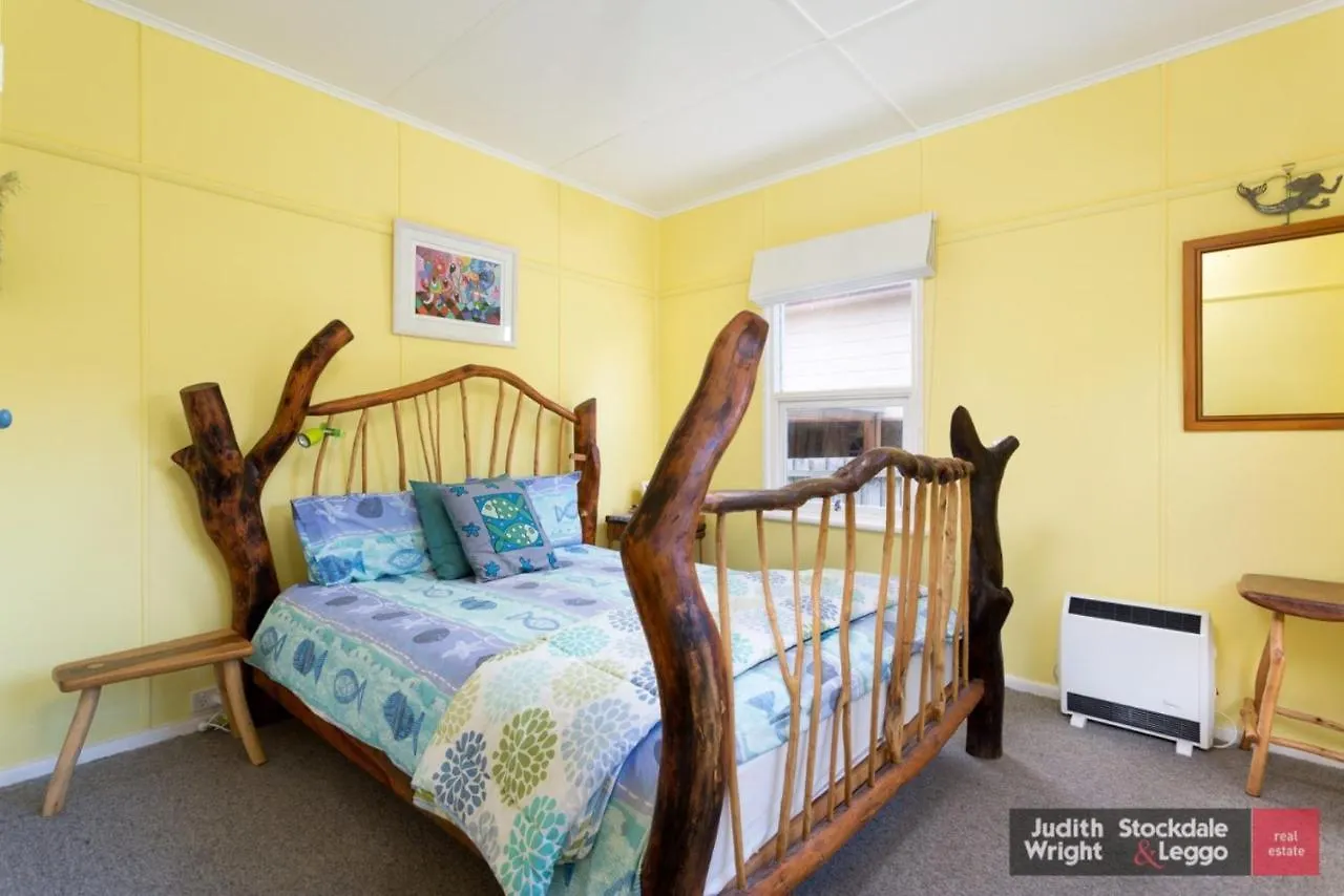 13 Heyley Avenue *