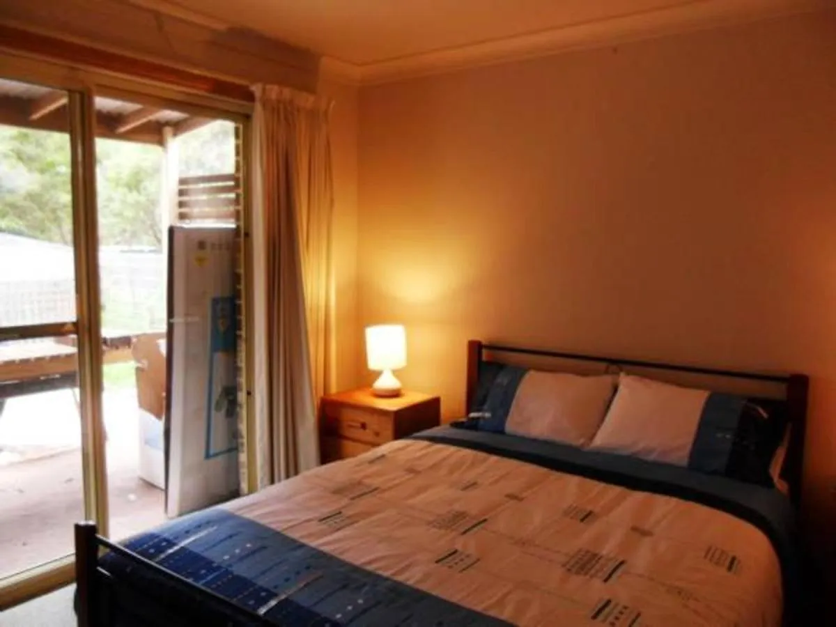 13 Anchorage Road * Ventnor