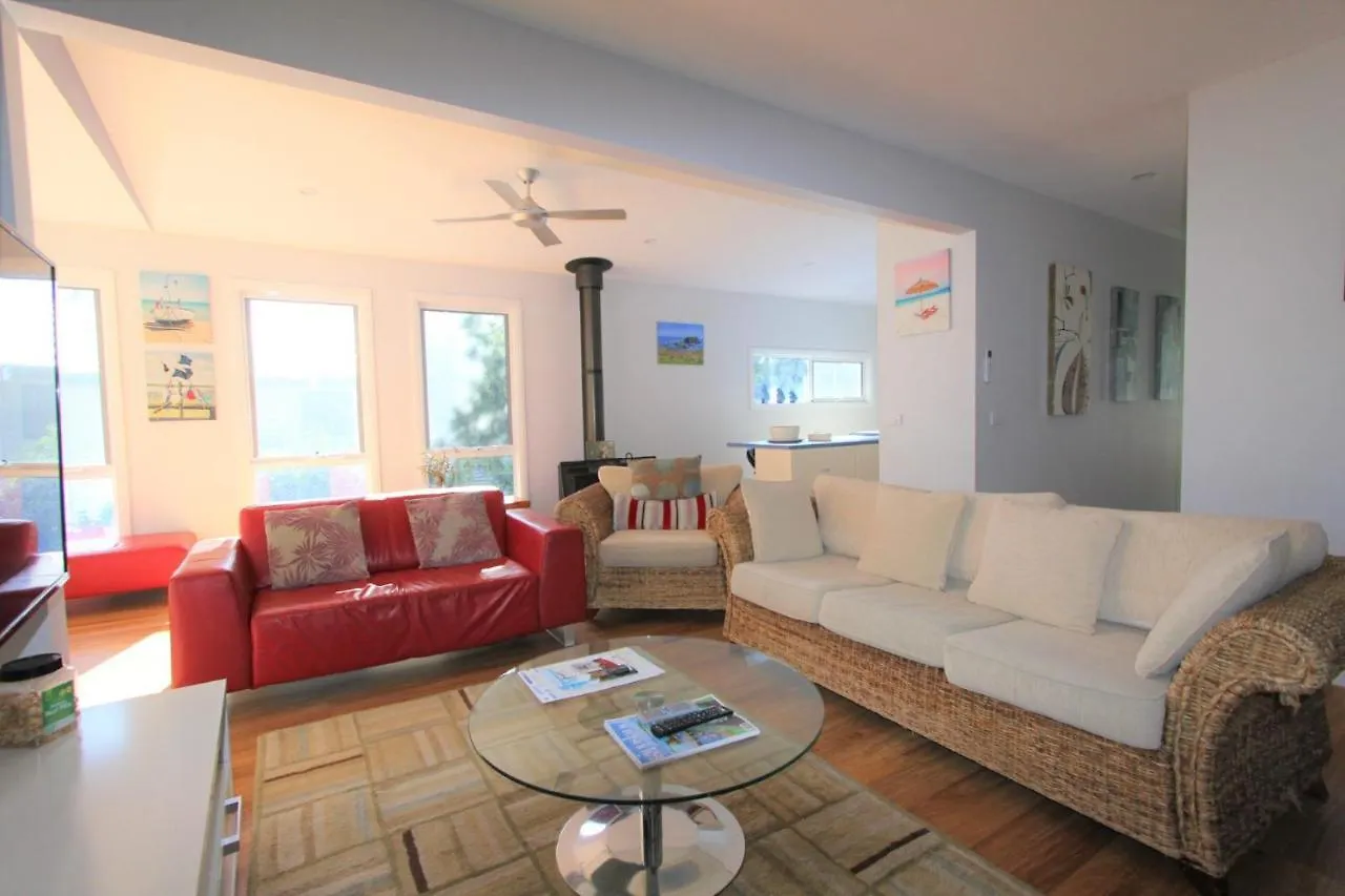 And Boat House בית נופש *