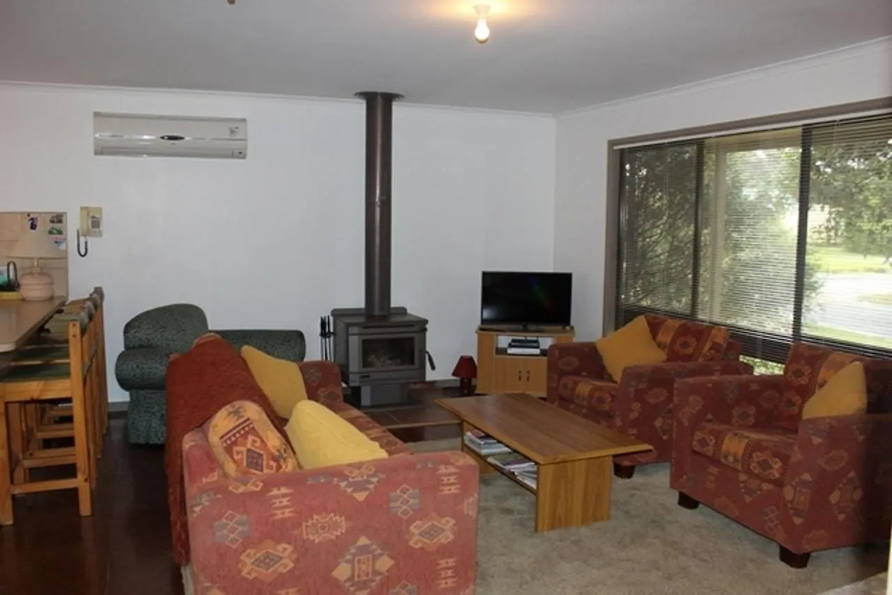 21 Anchorage Road *