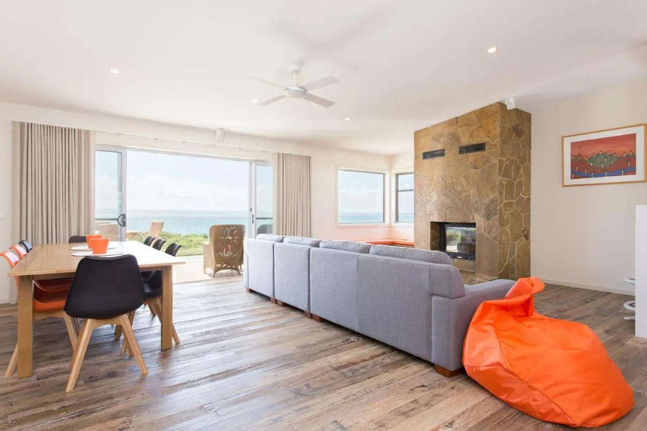 32 Cadogan Ave Ventnor