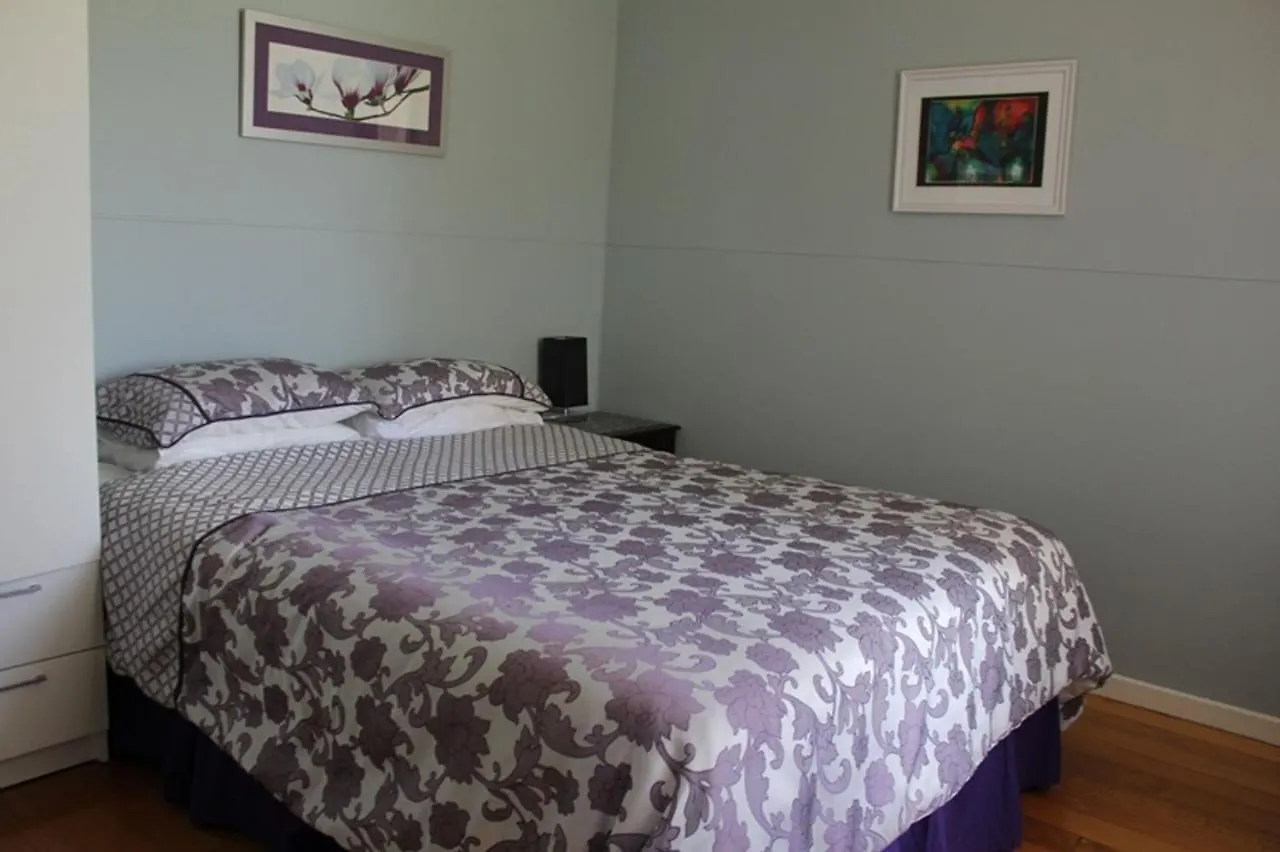 4 Roydon Road Holiday home *
