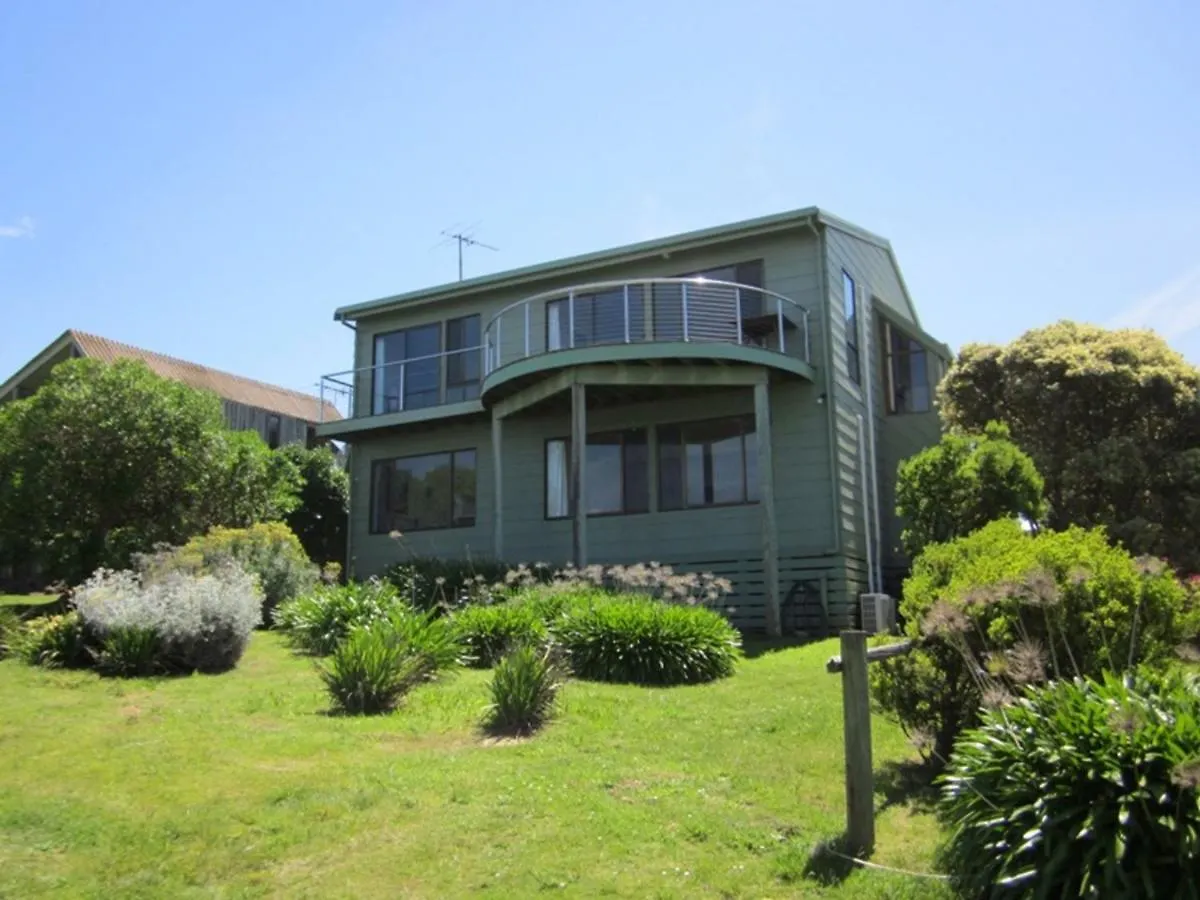 Holiday home 41 Waikiki Crescent *