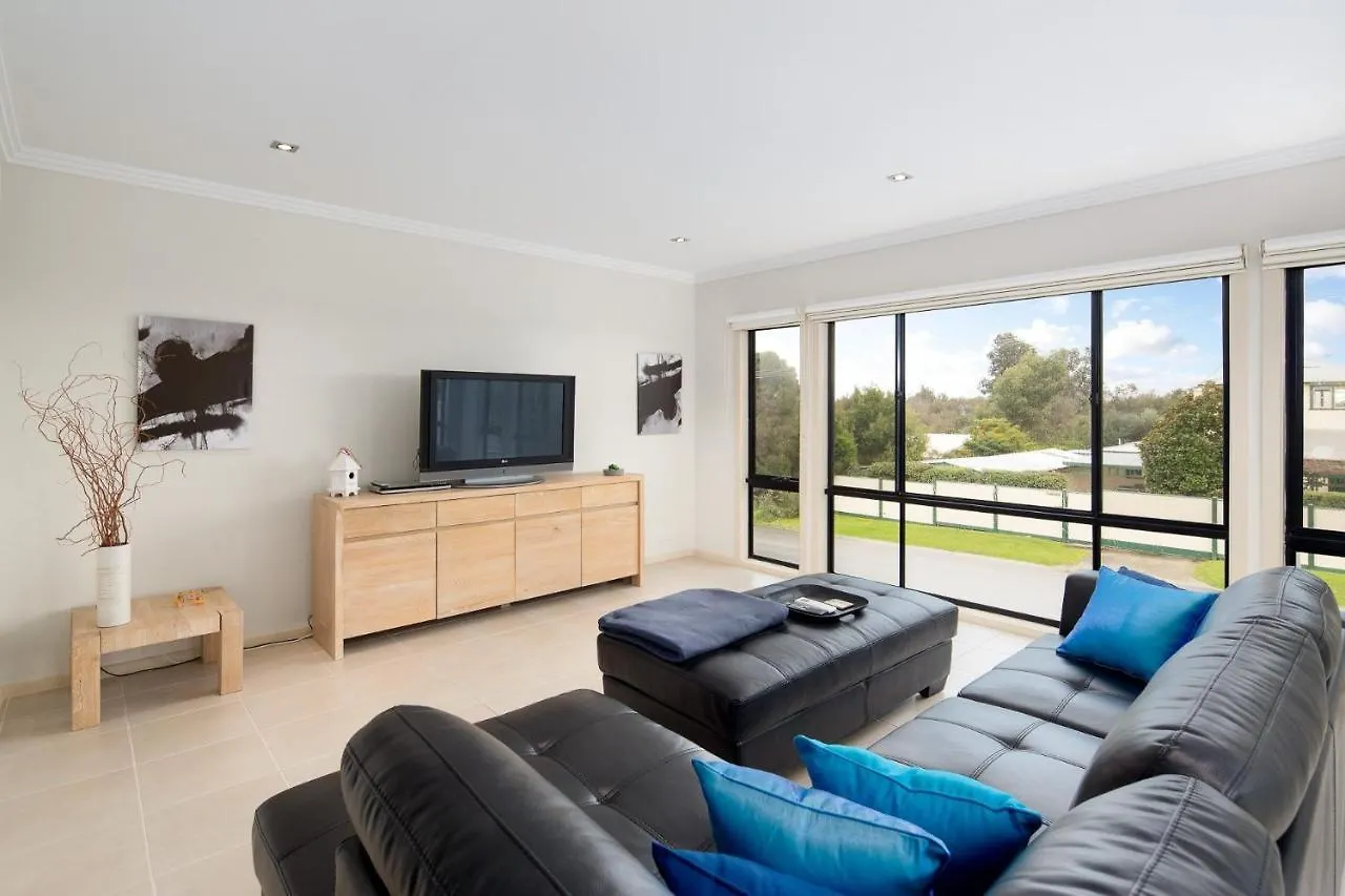Beachside Retreat Holiday home *