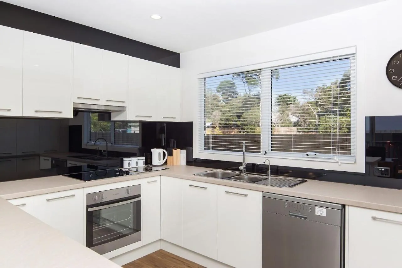 Opulence On Steele Holiday home