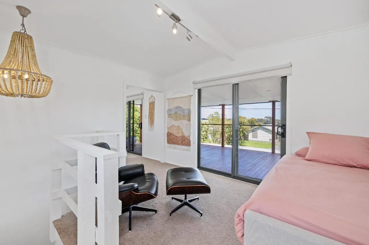 Bayview House With Sauna And By Ready Set *