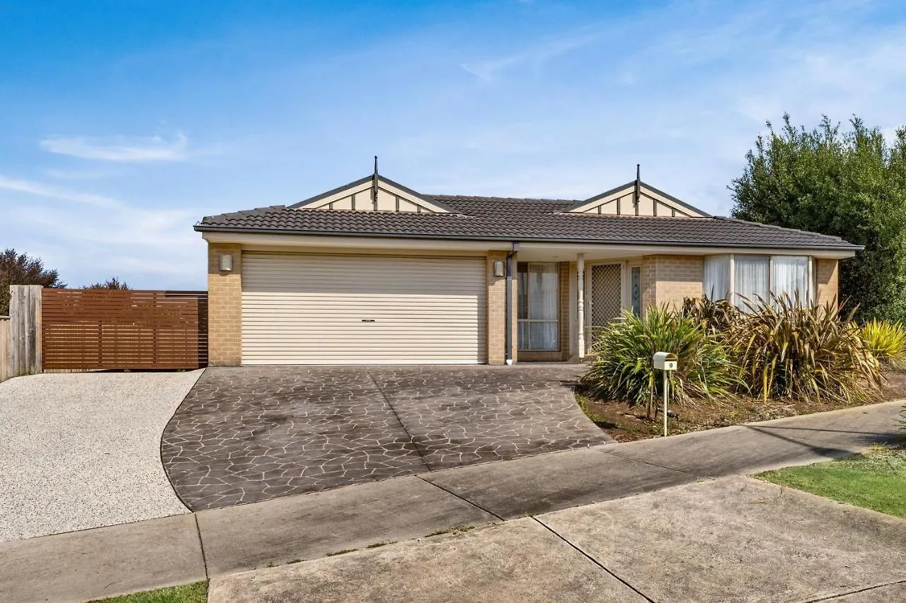 9 Kingfisher Way, Holiday home *