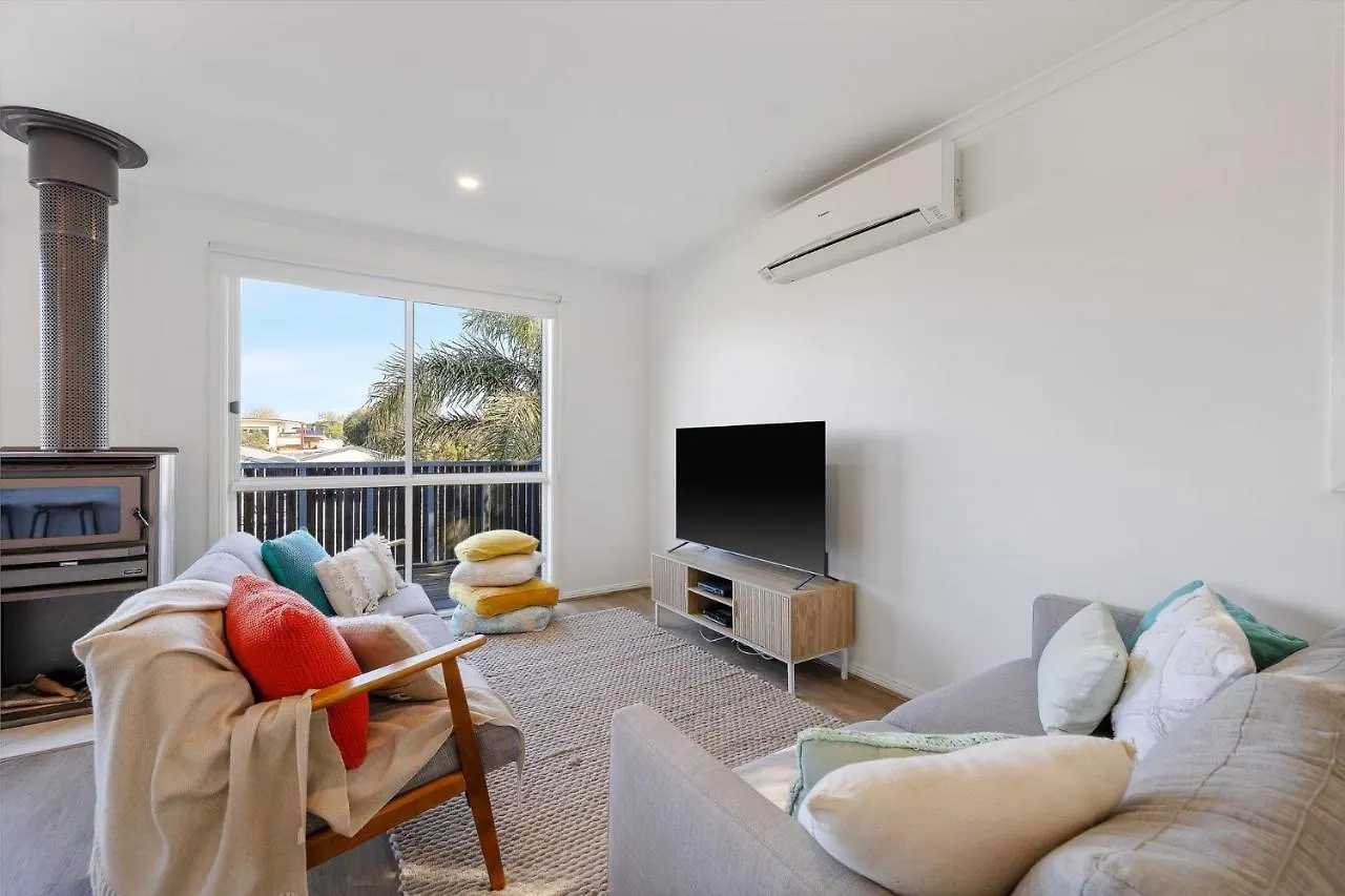 Seaspray Getaway Holiday home *