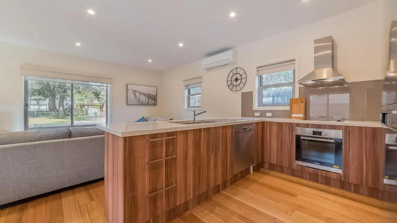 1-6 Broughton Avenue, *