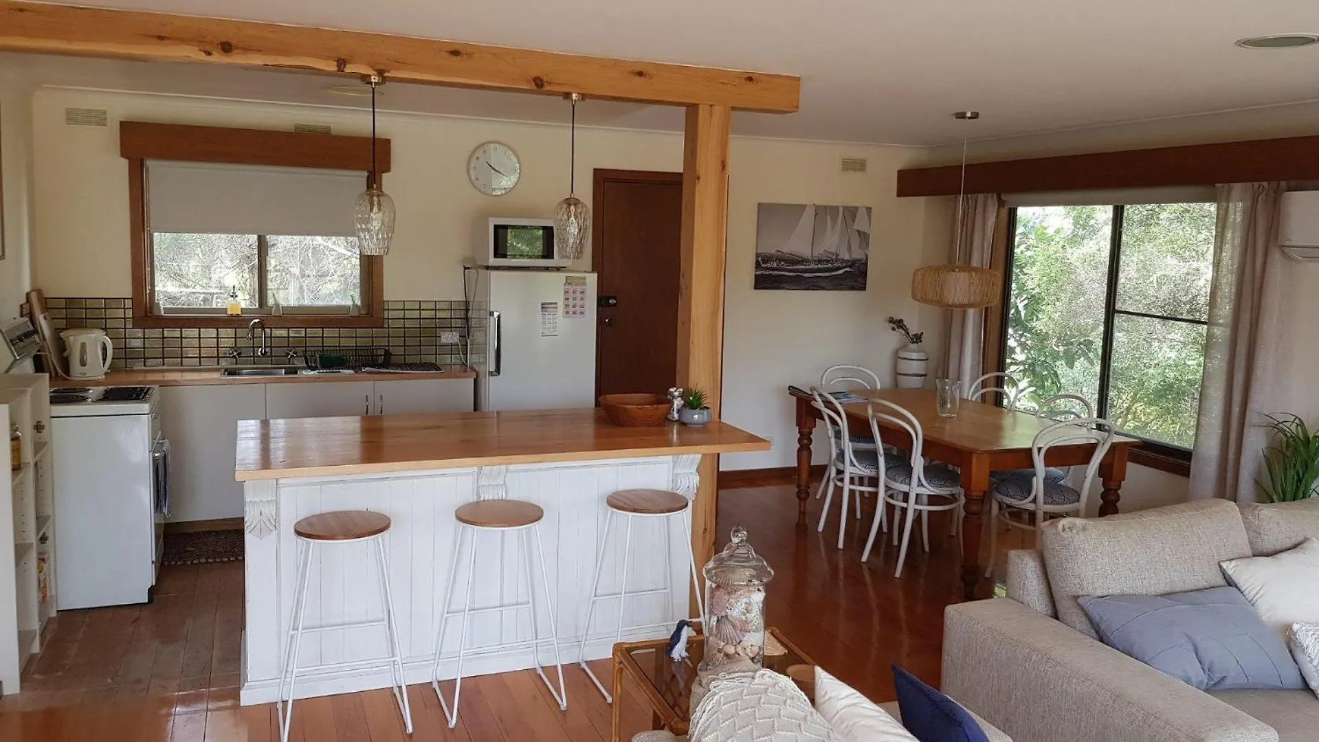 75 Harris Road, T-tree House, Holiday home Ventnor