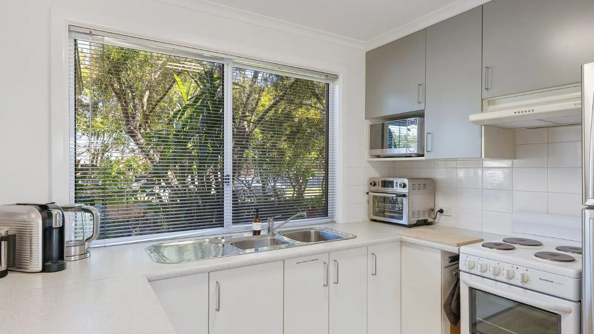 14 Carapooka Way, Holiday home *