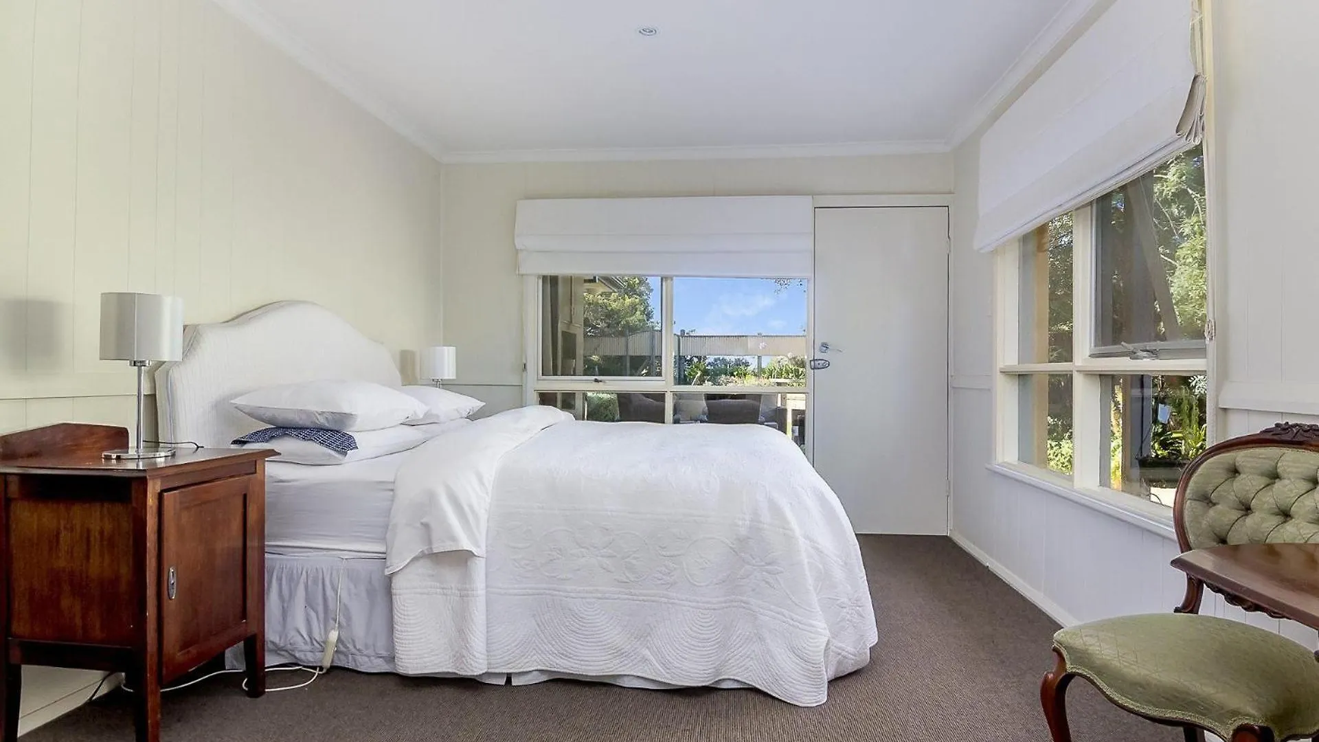10 Broadwater Crt, * Cowes