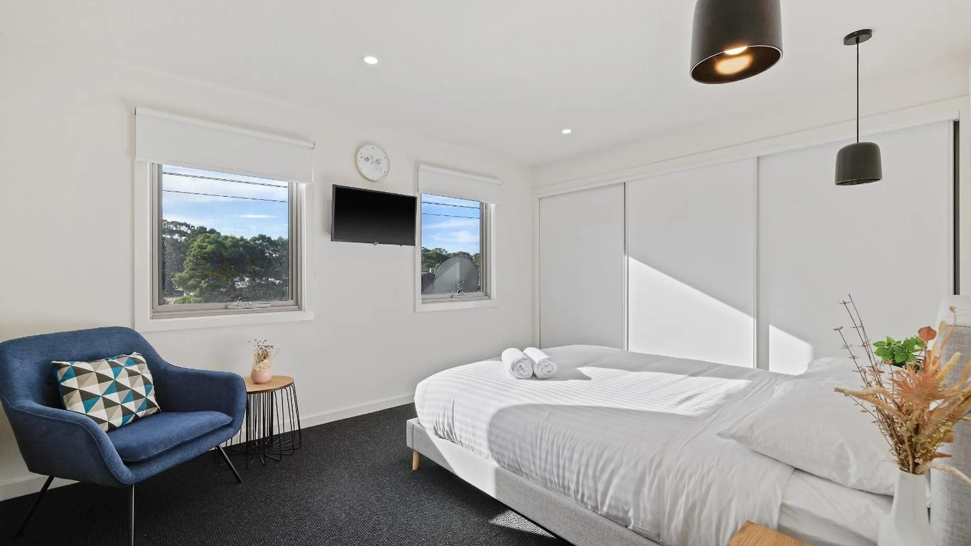 Birchwood Cowes, Pool & Tennis In Complex