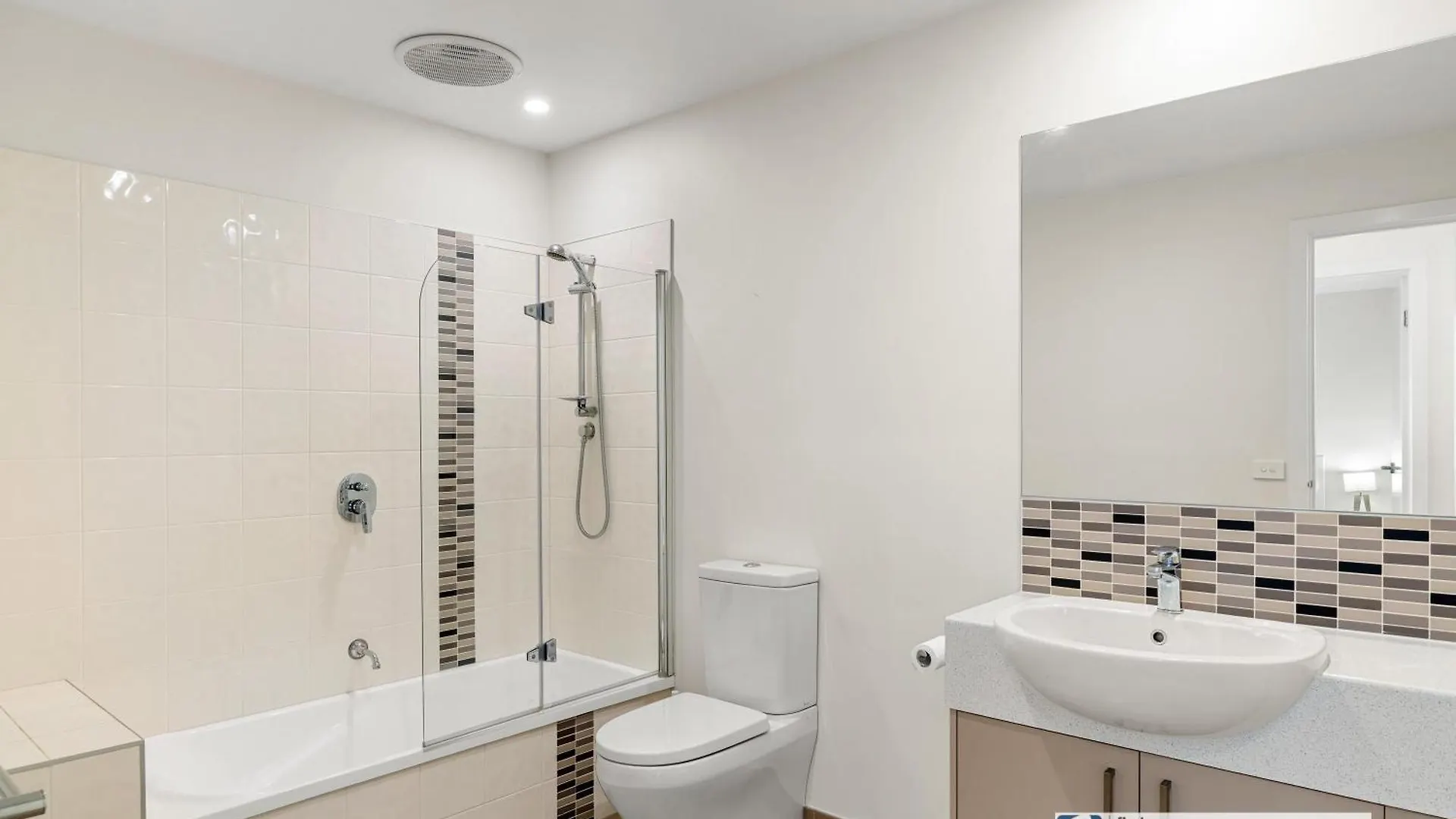 3-6 Broughton Ave, Holiday home Cowes