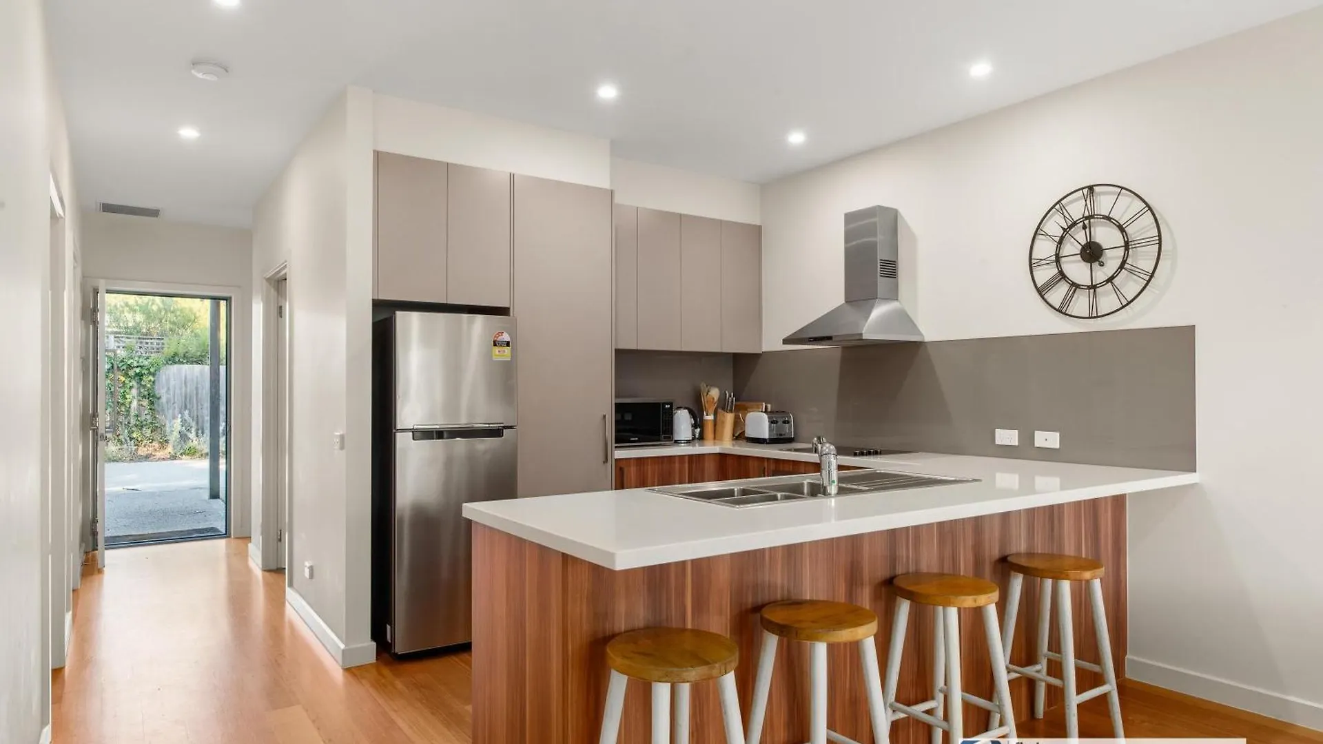 Holiday home 2-6 Broughton Ave,