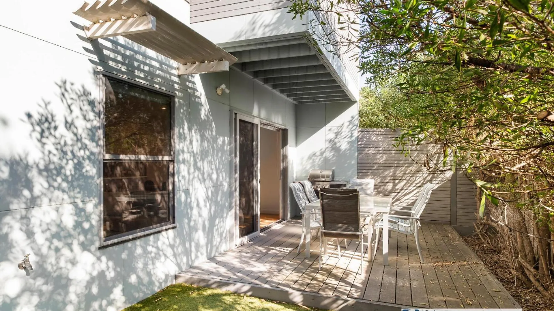 2-6 Broughton Ave, * Cowes