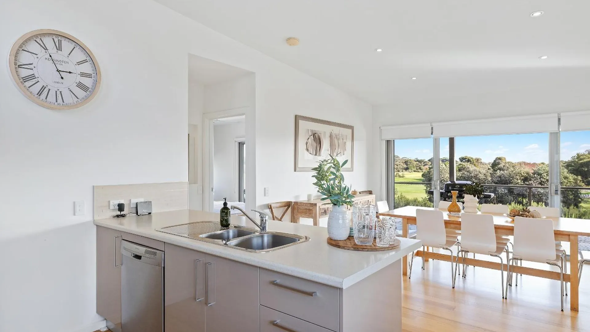 Saltwater Breeze Retreat * Cowes