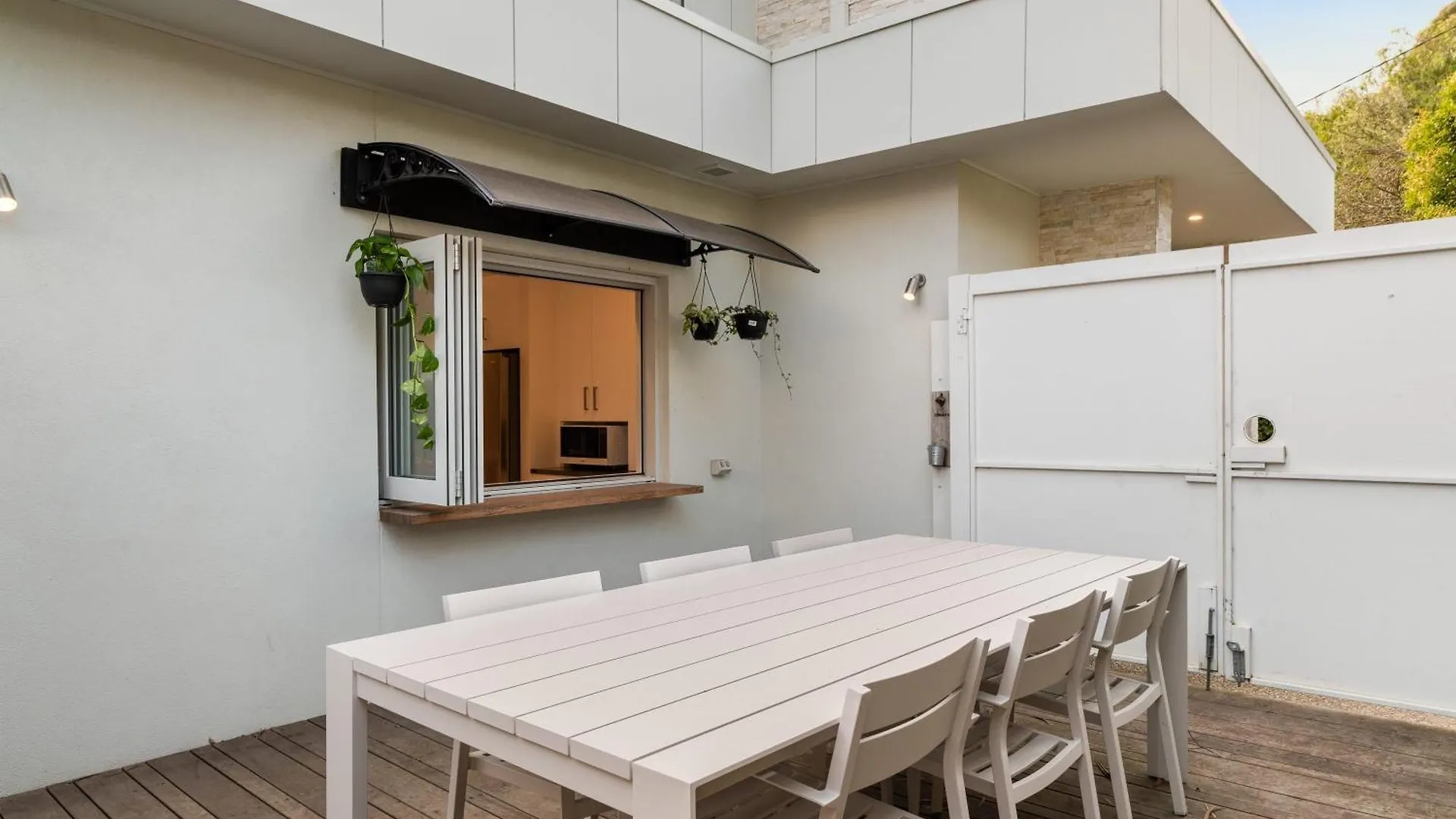 Holiday home Chic Coastal Retreat 3 Bdr Close To *