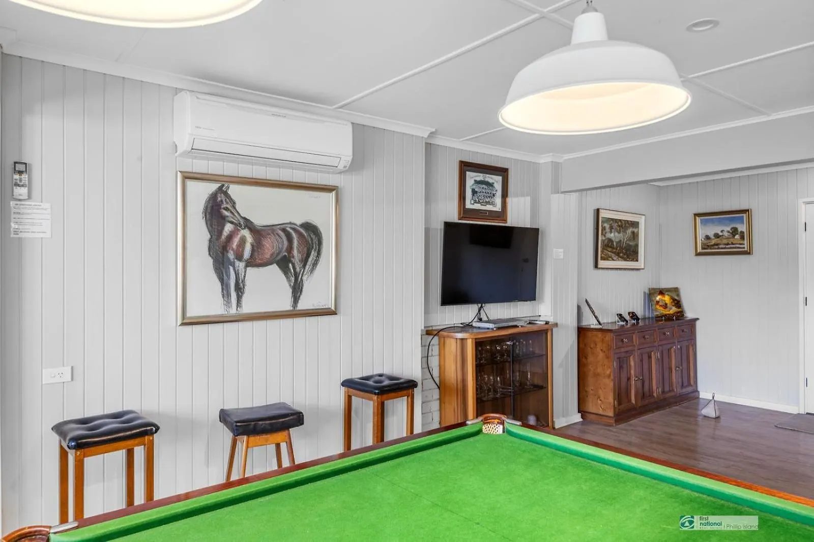 Beachfront Retreat Amazing 5 Bedroom House * Cowes
