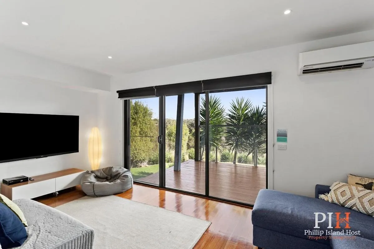 Isola Golf Course Views Holiday home