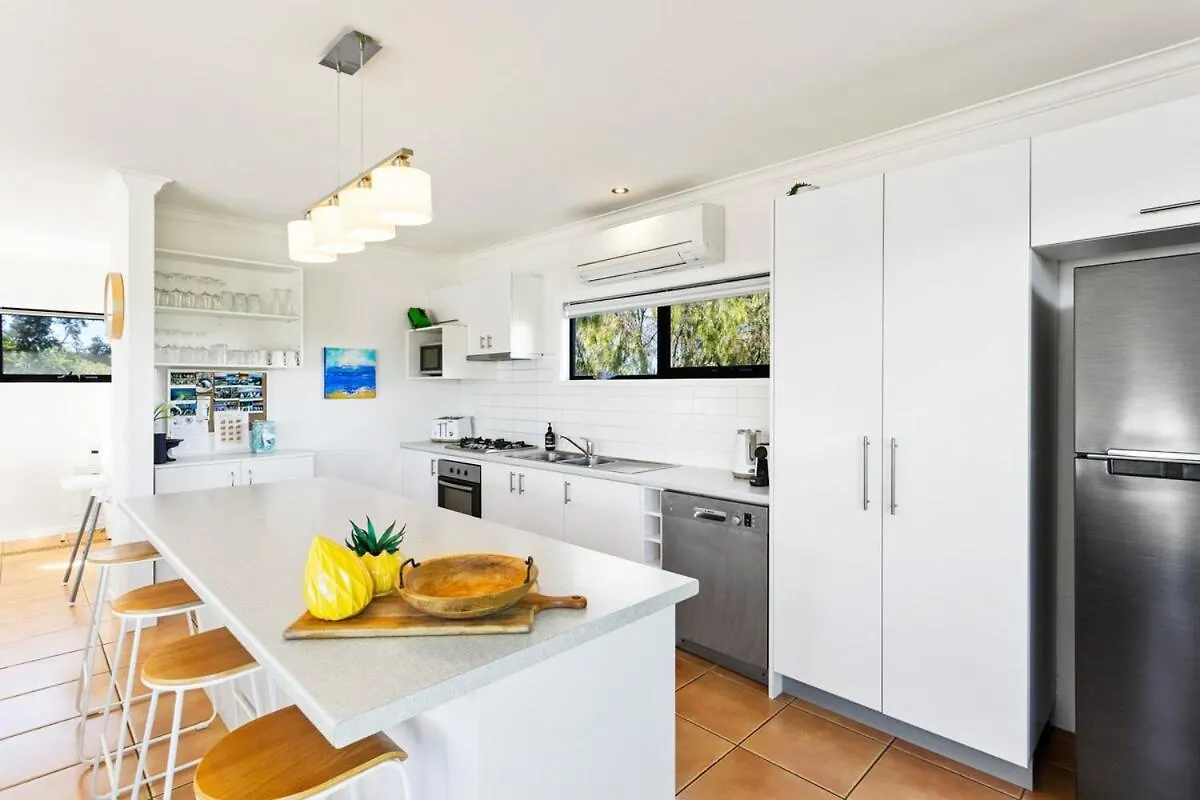 King Bed' Tranquil Paradise 4br 4bth Cowes