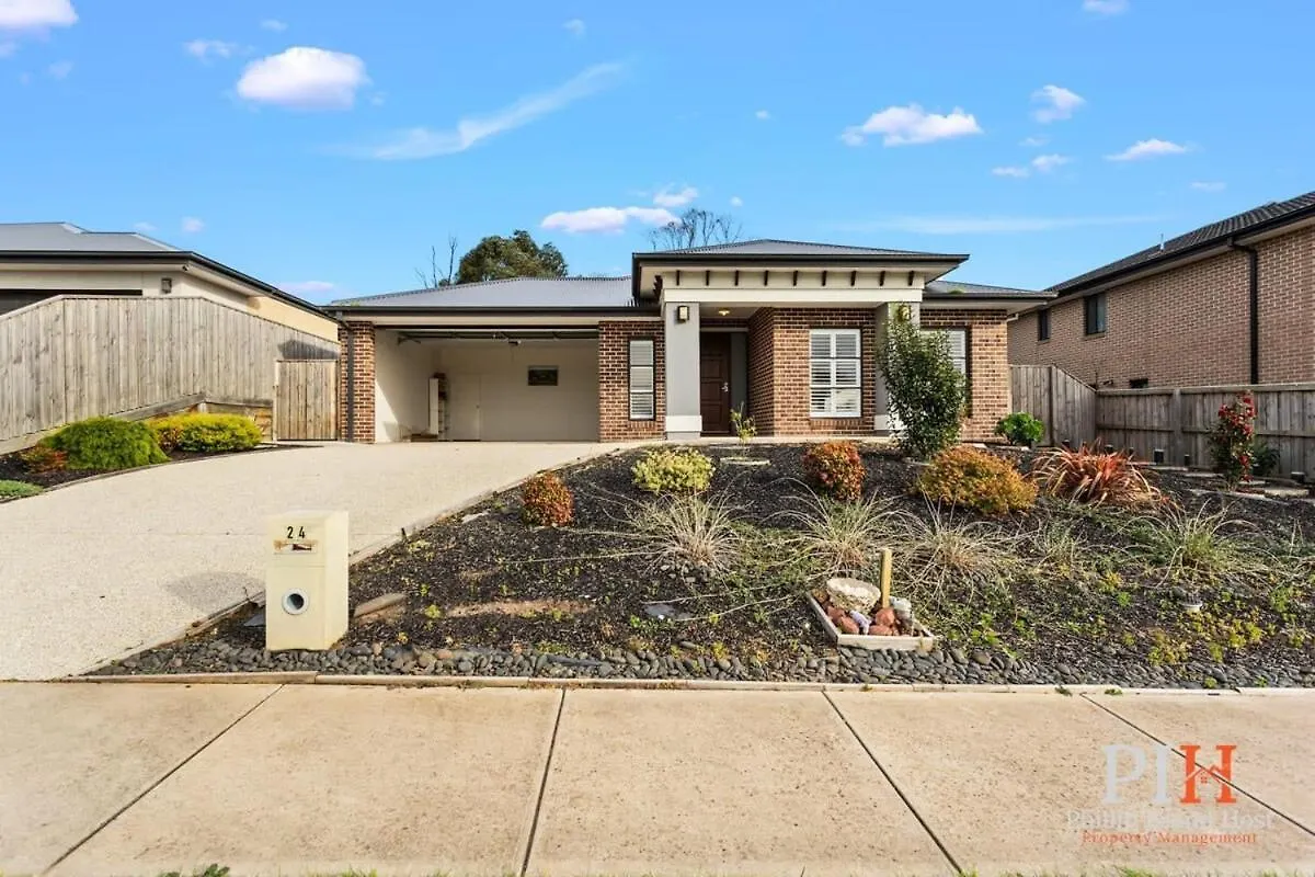 Recently Build 4bdr Family In Quiet Estate Holiday home