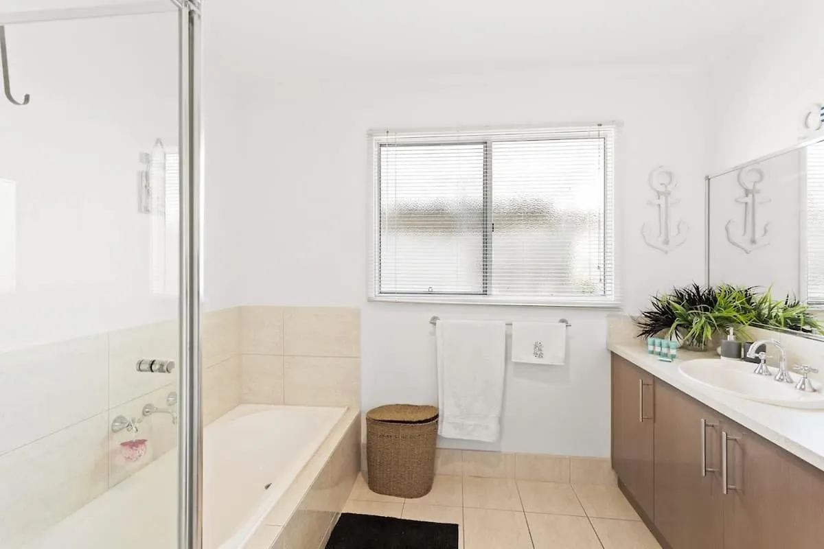 Ocean View Escape W 3br & 2ba