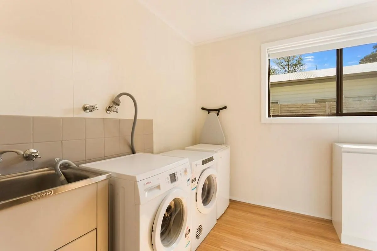 Tranquil House 3 Bed - 2 Bath Wi-fi Holiday home