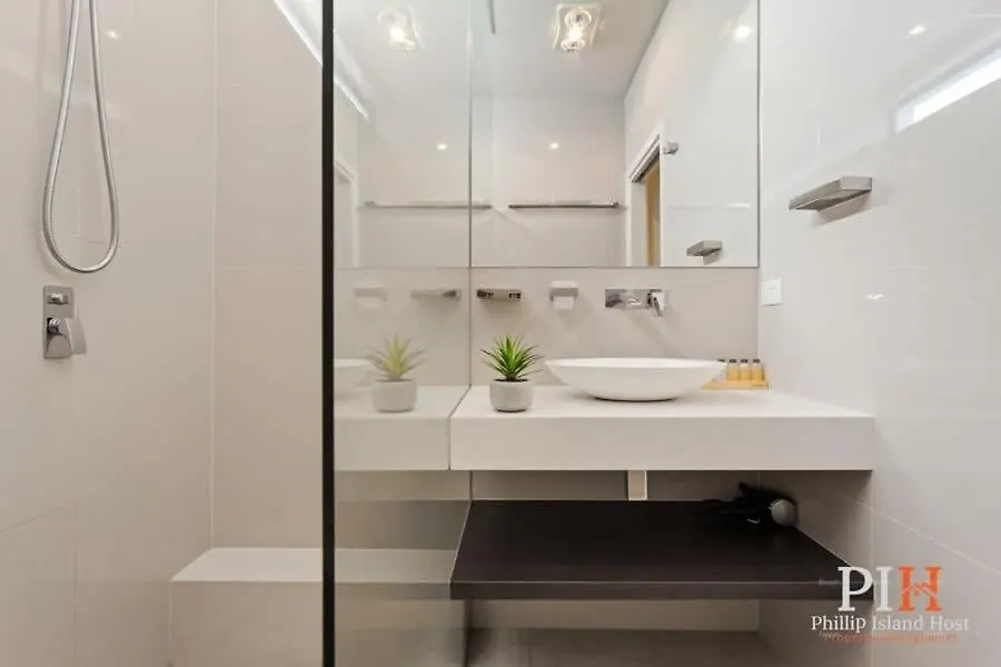 Luxurious Close To The Holiday home