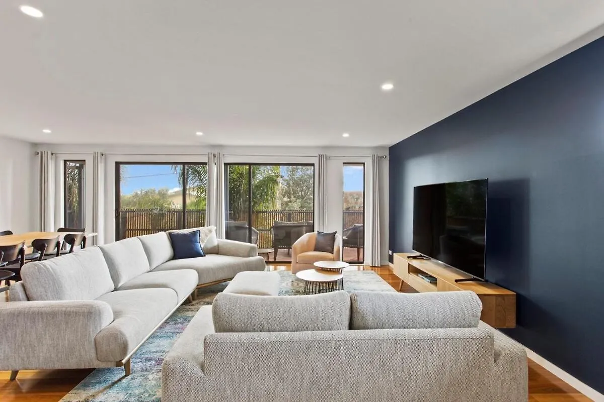 Luxury Getaway In A Statement Steps To