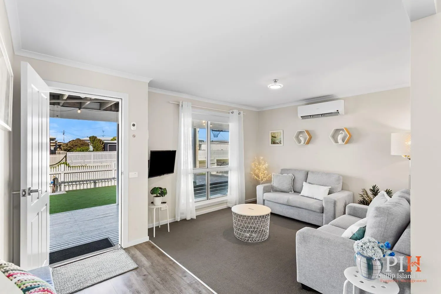 Shearwater Ocean Views *