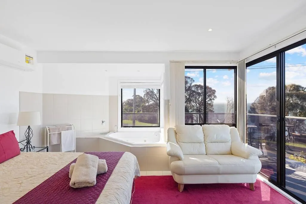 Moonlight Bay - 2 Apartment