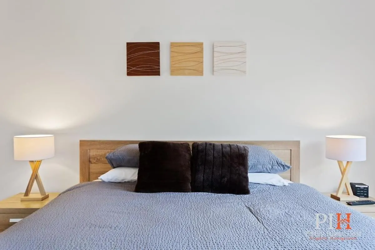 Spacious 4-bd In Sleeps 8 * Cowes