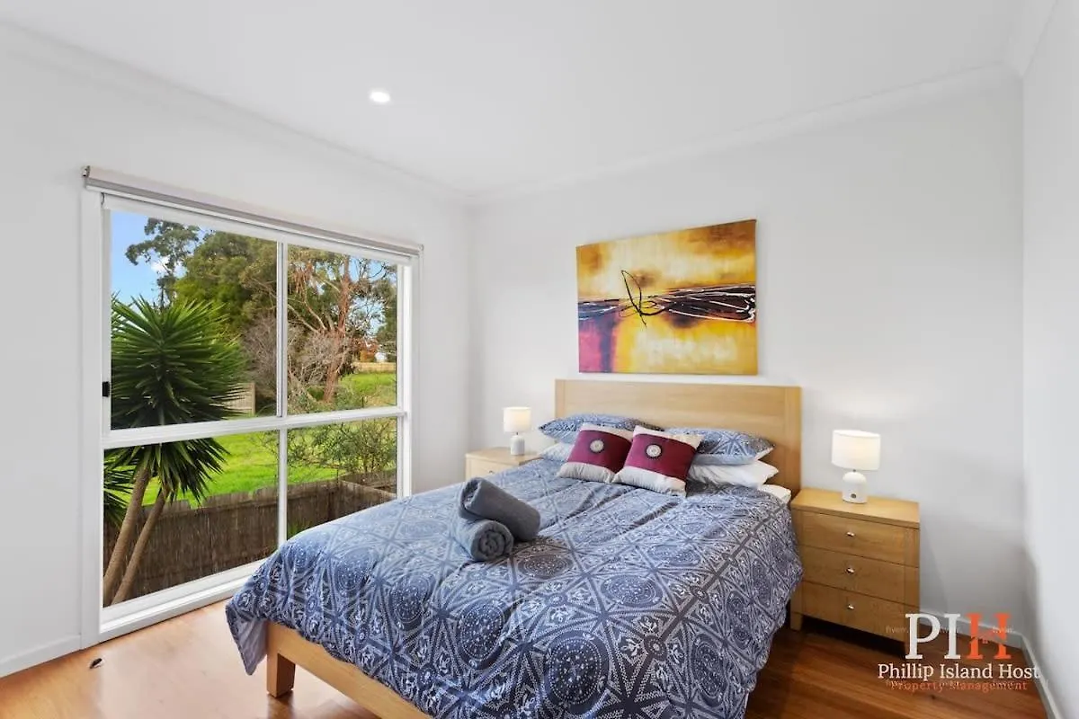 Spacious 4-bd In Sleeps 8