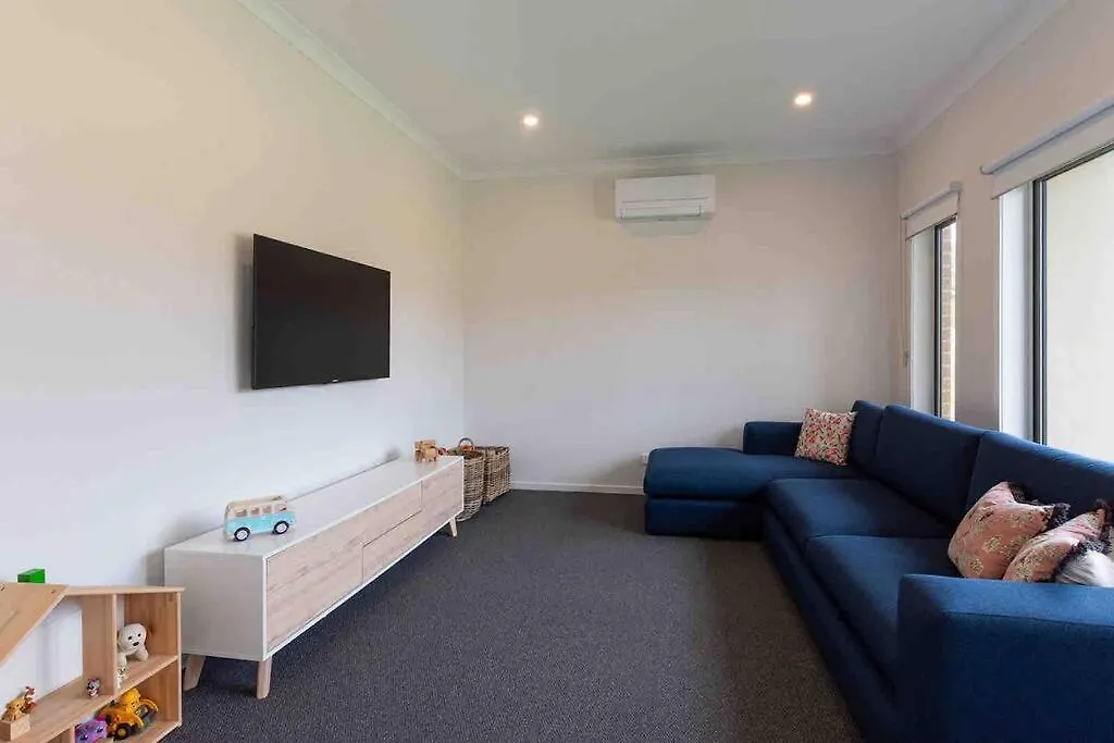 King Parrott Phillip Island Holiday home