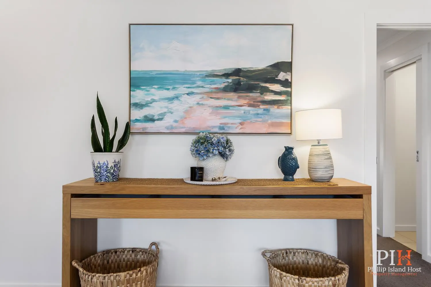 Renovated Lux In Quiet Estate Holiday home
