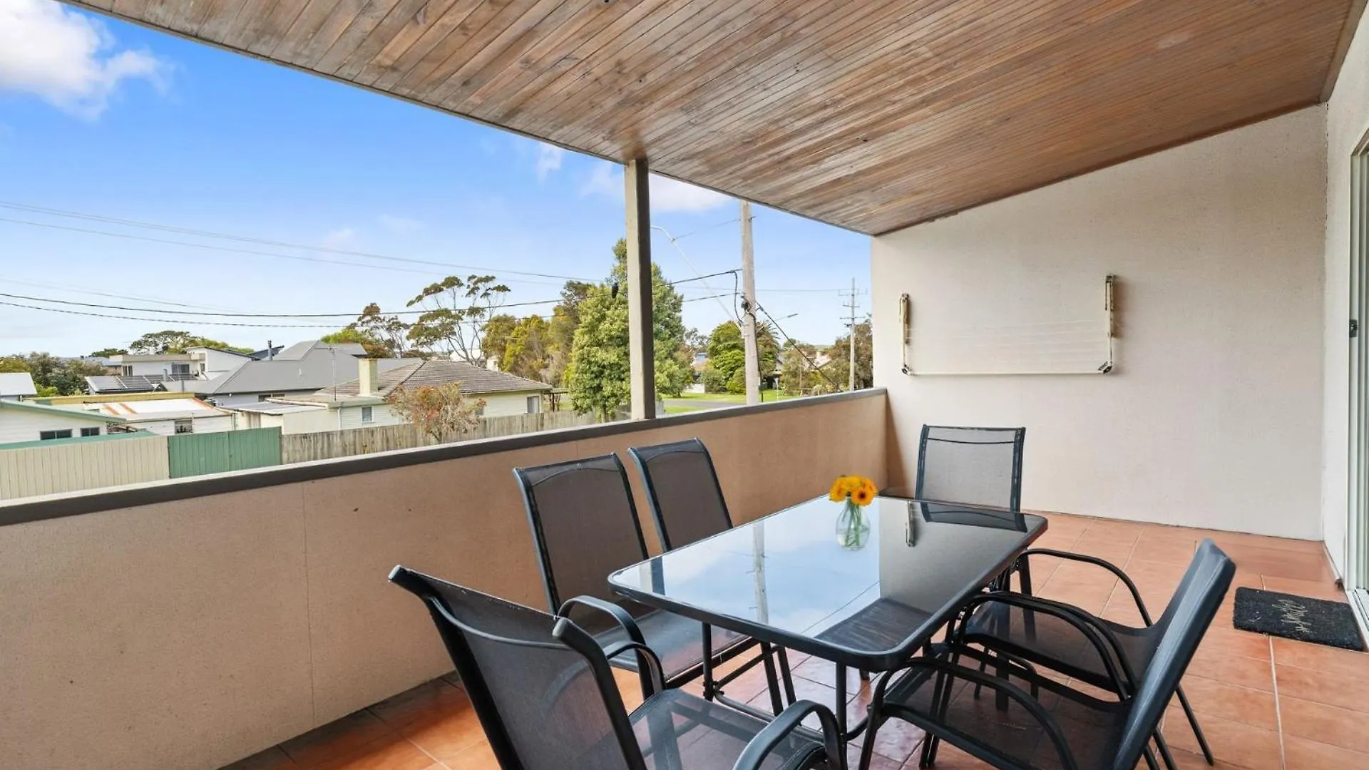 Apartment 2 At 8-10 Forrest Avenue *
