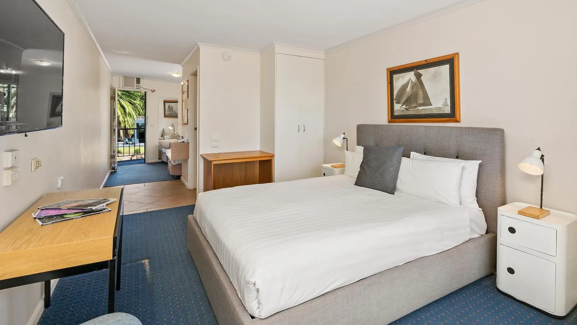 North Pier Hotel 3*