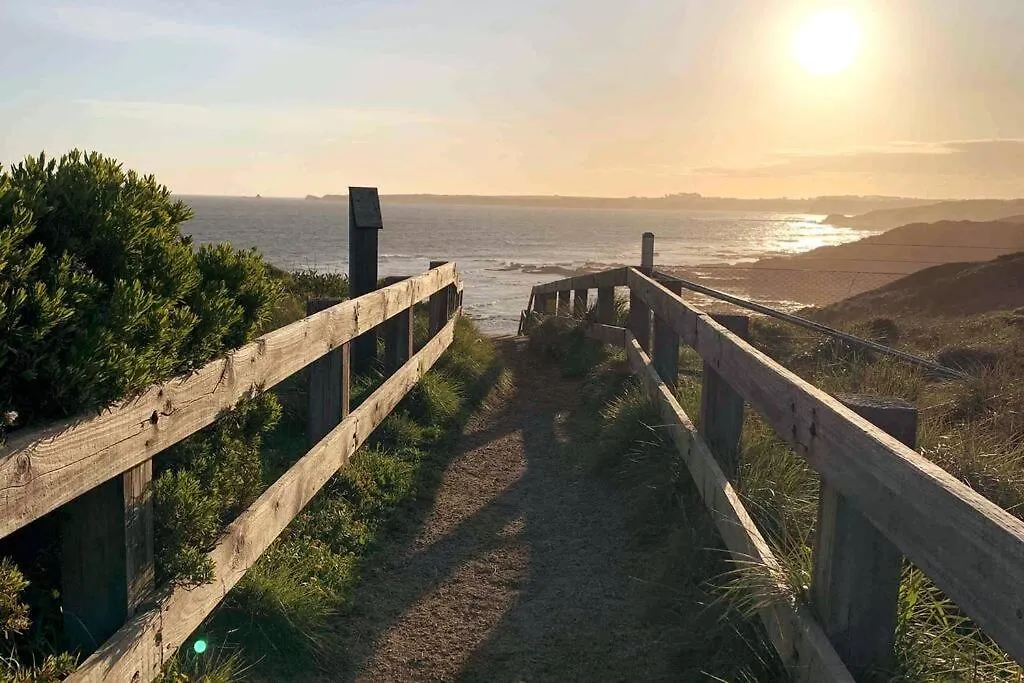 Seaside Shakabode Retreat W Lovely Bay Views Holiday home