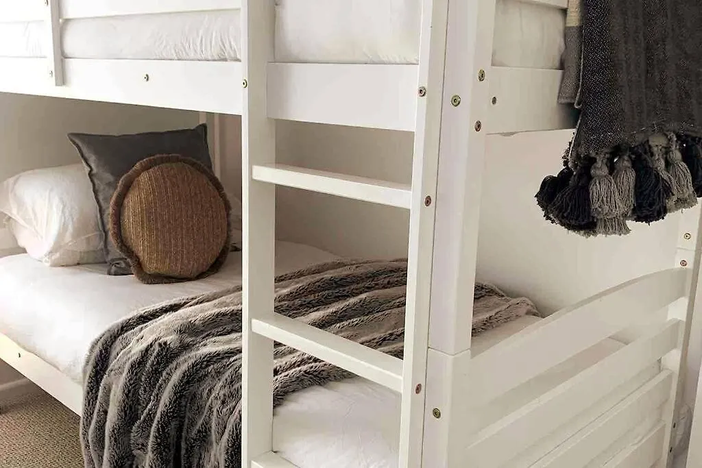 Holiday home Seaside Shakabode Retreat W Lovely Bay Views *